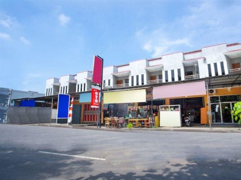 Hotel Griya Annisa Tegal  Zewnętrze zdjęcie