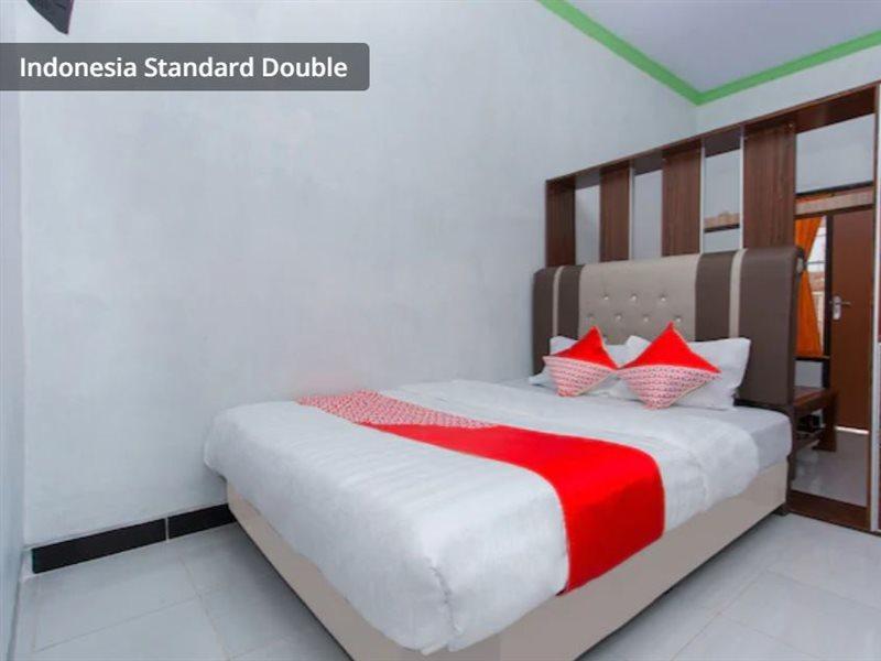 Hotel Griya Annisa Tegal  Zewnętrze zdjęcie