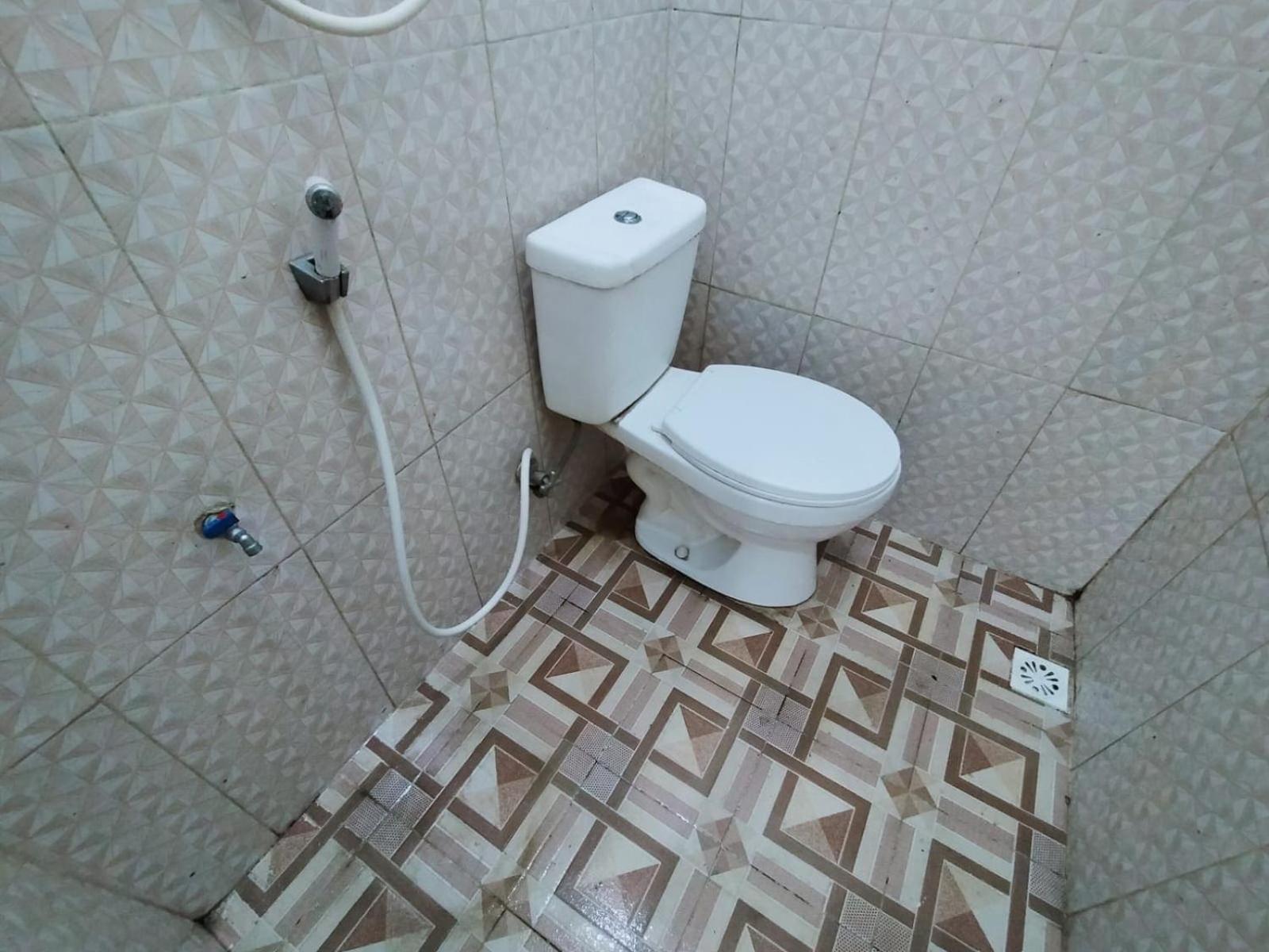 Hotel Griya Annisa Tegal  Zewnętrze zdjęcie